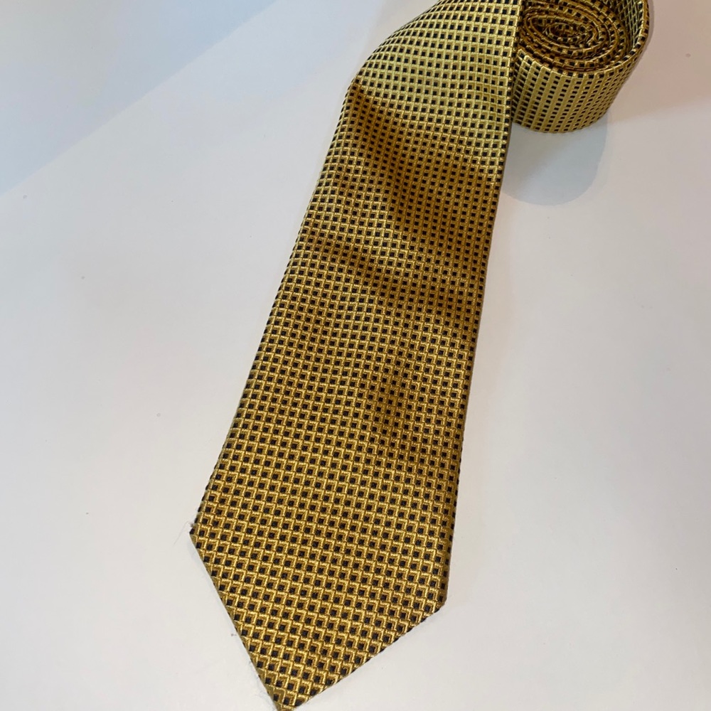 BROOKS BROTHERS 346 tie gold sq SILK Tie